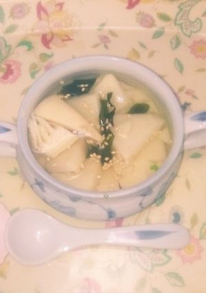 初夏にも!筍の水煮とワカメの冷製お吸い物-レシピのメイン写真