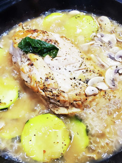 鶏ムネ肉の白ワイン煮-レシピのメイン写真