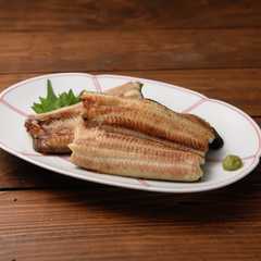 รูปของ フライパンで簡単！うなぎの白焼き