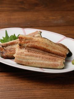 フライパンで簡単!うなぎの白焼き-レシピのメイン写真