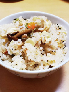 煮込みうどんの炊き込みご飯-レシピのメイン写真