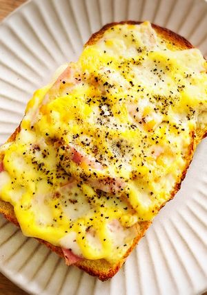 朝食ランチ♡ベーコンエッグチーズトースト-レシピのメイン写真