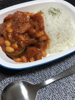 ズッキーニとお豆のトマトカレー-レシピのメイン写真