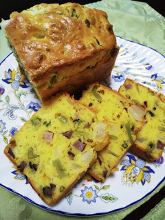 具だくさんのケークサレ-レシピのメイン写真
