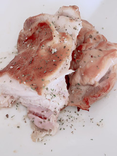 簡単 鶏モモ肉の燻製-レシピのメイン写真