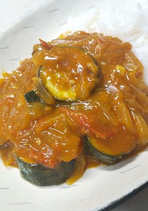 美味♪ ズッキーニとトマトの肉なしカレー-レシピのメイン写真