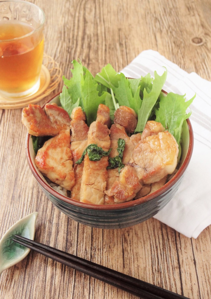 厚切り豚ロースのシソしょう油丼-レシピのメイン写真