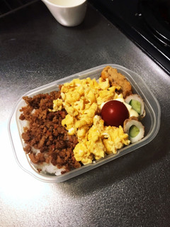 業スーの鶏そぼろ弁当-レシピのメイン写真