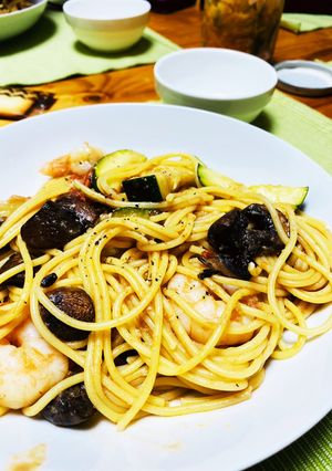 エビと野菜とキノコのパスタ-レシピのメイン写真