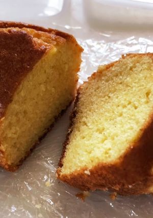 やっぱりコレ!卵・オイル入パウンドケーキ-レシピのメイン写真