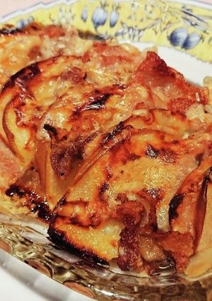 林檎と豚肉のチーズ焼き〜白ワイン仕立て〜-レシピのメイン写真