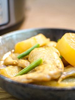 和食の定番!手羽先と大根の味噌煮込み-レシピのメイン写真