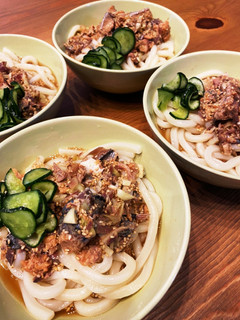 鯖のみそ煮缶で簡単おいしい冷や汁うどん!-レシピのメイン写真