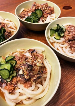 鯖のみそ煮缶で簡単おいしい冷や汁うどん！-レシピのメイン写真