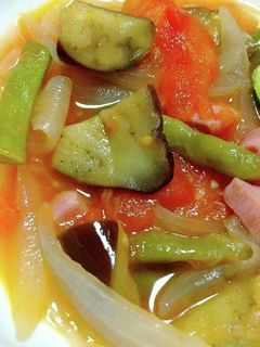 夏野菜とベーコンのトマト煮-レシピのメイン写真