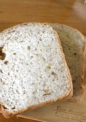 ☆くるみ入りライ麦食パン-レシピのメイン写真