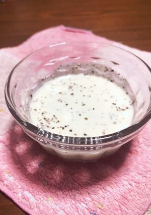 サラダにはこれ、簡単ヨーグルトマヨネーズ-レシピのメイン写真