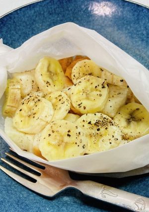 甘熟バナナとパンの糀甘酒レンチン蒸し-レシピのメイン写真