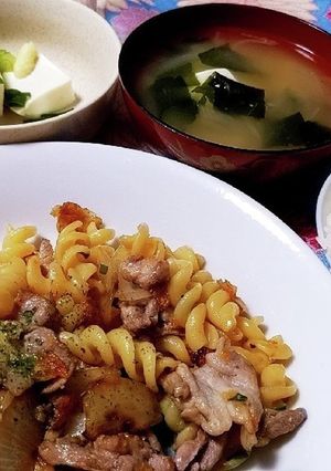 豚こま肉腹パン炒め〜焼肉たむらのチップス-レシピのメイン写真