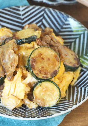 ズッキーニと豚肉の卵炒め-レシピのメイン写真