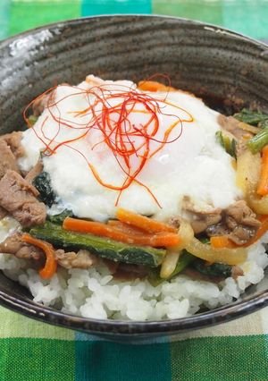 スタミナ牛とろろ丼-レシピのメイン写真
