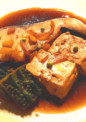 銀鱈の煮つけ　ゴーヤ、豆腐、発酵玉葱-レシピのメイン写真