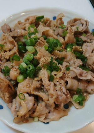 簡単！ごはんにもビールにも♪豚バラ炒め♪-レシピのメイン写真