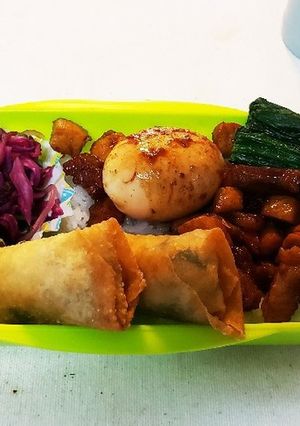魯肉飯ととうもろこし春巻きのお弁当-レシピのメイン写真