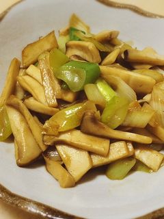 簡単おかず:エリンギと長ネギのバター醤油-レシピのメイン写真