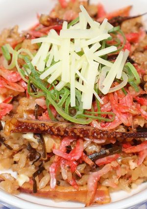 嵐☆相葉☆めちゃ旨☆スルメでなかよし釜飯-レシピのメイン写真