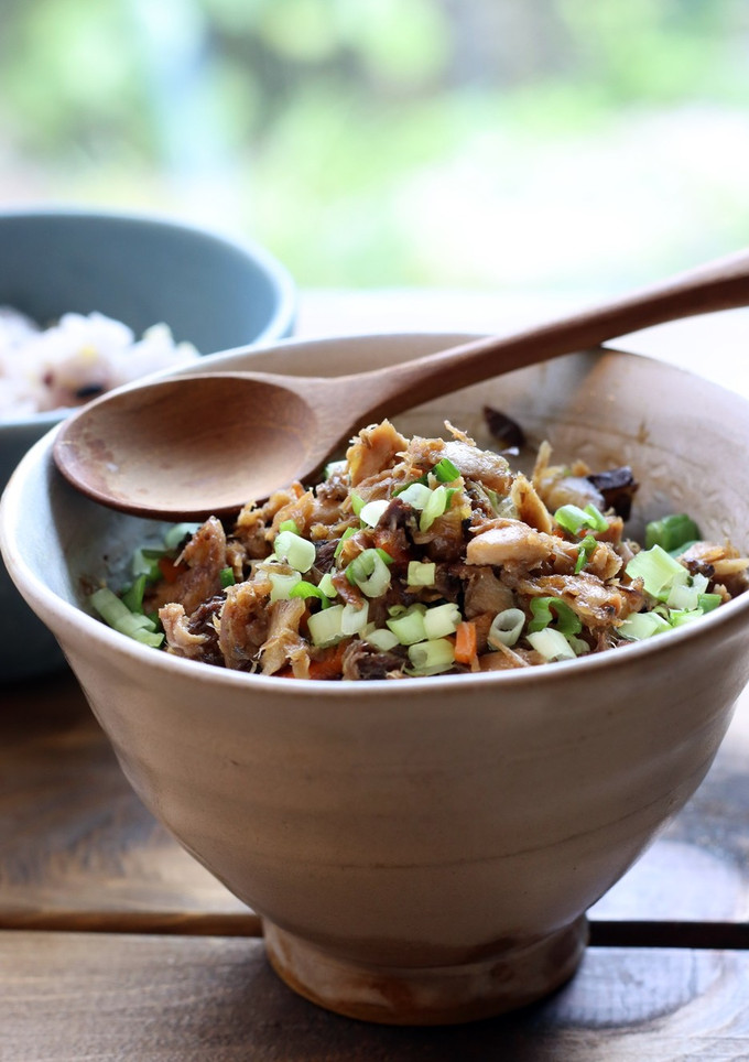 鯖缶で簡単♪さばのそぼろ-レシピのメイン写真