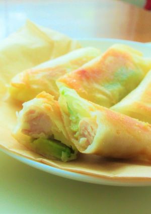 〖 鶏ハムとアボカドのチーズ春巻き 〗-レシピのメイン写真