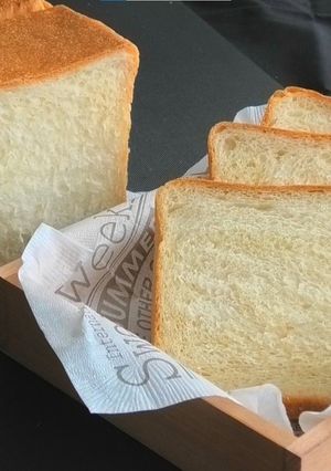 手ごねで基本のプルマン食パン【1斤】-レシピのメイン写真