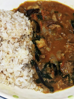 牛すじとほうれん草のスパイスカレー-レシピのメイン写真