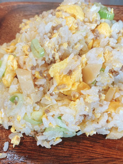 余った肉味噌丼の具で作るチャーハン-レシピのメイン写真