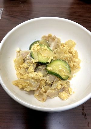 ズッキーニの豚玉炒め-レシピのメイン写真