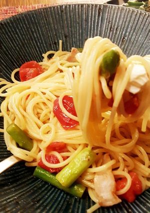 アスパラとトマトとブリーのパスタ。-レシピのメイン写真