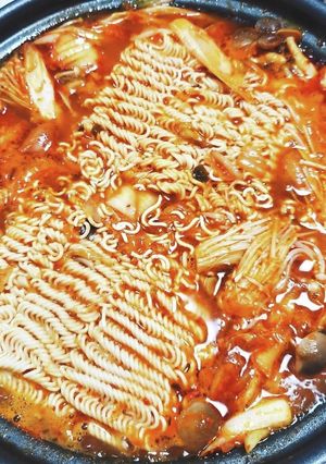 【本格】プデチゲ【簡単】サッポロ一番味噌-レシピのメイン写真
