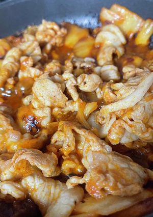 白菜の唐辛子漬けを使った「豚肉炒め」-レシピのメイン写真