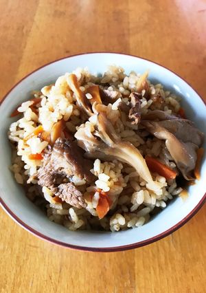 お肉たっぷり舞茸ご飯-レシピのメイン写真