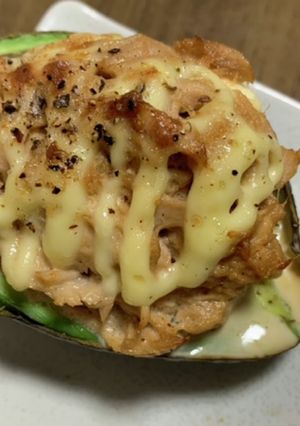 簡単おつまみ☆アボカドのツナチー焼き-レシピのメイン写真