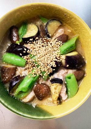 豆腐バーグ入甘旨豚丼味豚こまのせドーム蒸-レシピのメイン写真