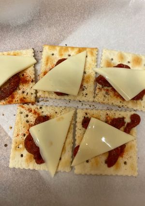 焼かない！クラッカーのピザ-レシピのメイン写真