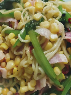 ほうれん草とコーンの塩焼きそば-レシピのメイン写真