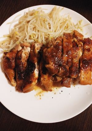 簡単☆鶏もも肉のニンニク醤油煮-レシピのメイン写真