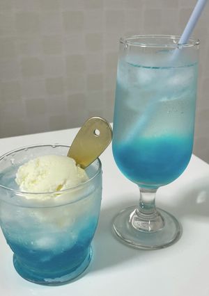 おうちカフェ　モナジュエルクリームソーダ-レシピのメイン写真