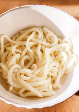 1番簡単!ゆでうどんレンジであっためる!-レシピのメイン写真