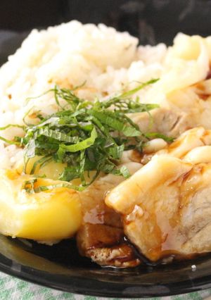 炊飯器でご飯とおかず♪炊き込み角煮ごはん-レシピのメイン写真