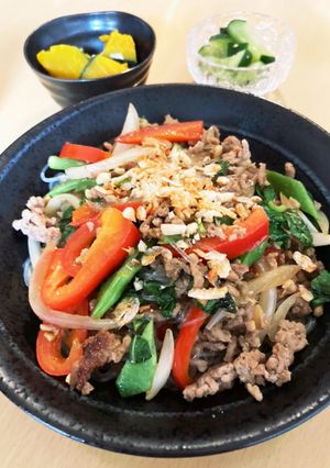 タイ風＊豚ひき肉とパプリカの春雨炒め-レシピのメイン写真