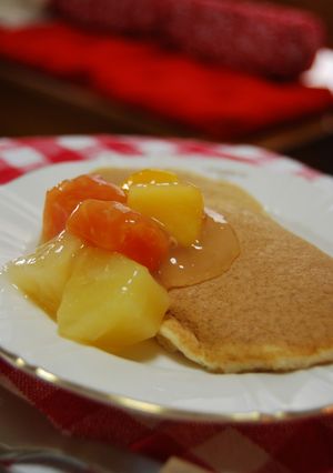 フルーツソースでパンケーキ-レシピのメイン写真